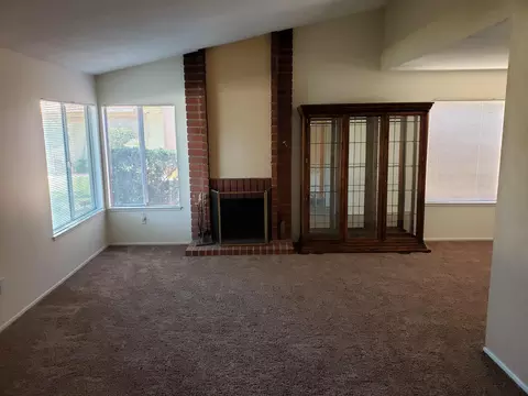 44027 Andale Ave, Lancaster, CA 93535 photo 7