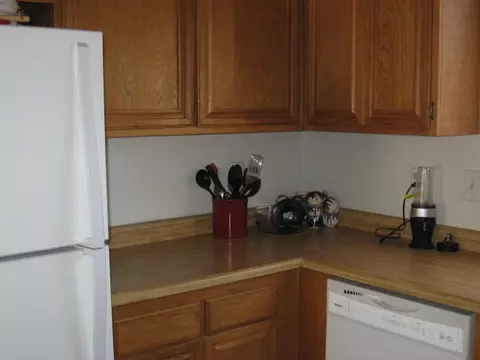2558 Avenue J2 E, Lancaster, CA 93535 photo 5