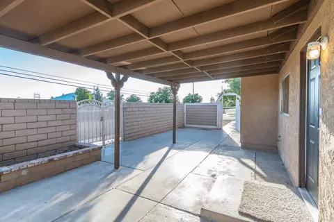 2602 Juniper Dr, Palmdale, CA 93550 photo 4