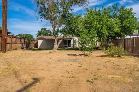 38886 Juniper Tree Rd, Palmdale, CA 93551 photo 19