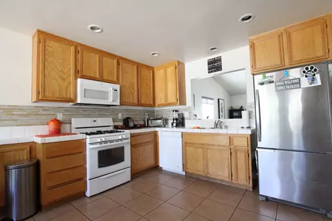 43603 27th St E, Lancaster, CA 93535 photo 5