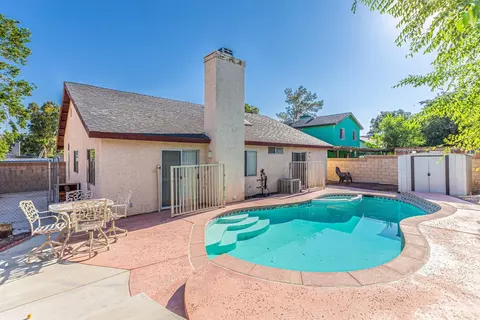530 Ivyton St E, Lancaster, CA 93535 photo 6