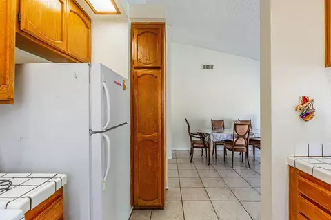 530 Ivyton St E, Lancaster, CA 93535 photo 11