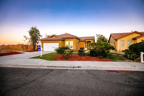 45610 Sancroft Ave, Lancaster, CA 93535 photo 2