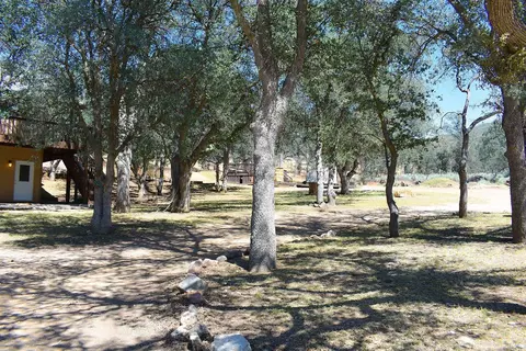 19404 Backes Ln, Tehachapi, CA 93561 photo 8