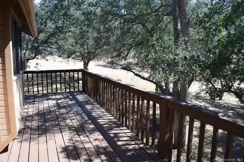 19404 Backes Ln, Tehachapi, CA 93561 photo 9