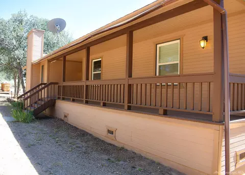 19404 Backes Ln, Tehachapi, CA 93561 photo 5