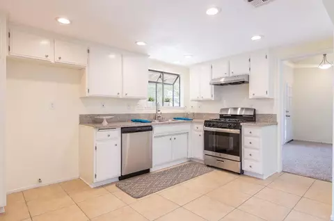 42946 39th St W, Lancaster, CA 93536 photo 9