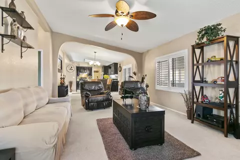 2121 Avenue I E #20, Lancaster, CA 93535 photo 13