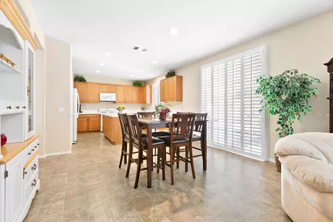 2710 Norberry St E, Lancaster, CA 93535 photo 6