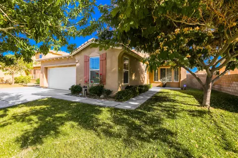 2710 Norberry St E, Lancaster, CA 93535 photo 1
