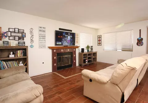 43635 Tranquility Ct, Lancaster, CA 93535 photo 7