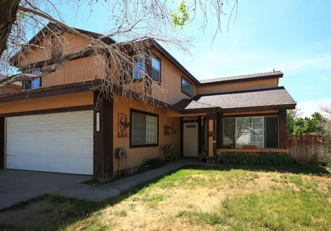 43635 Tranquility Ct, Lancaster, CA 93535 photo 2