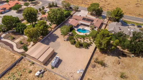 3718 Avenue J8 E, Lancaster, CA 93535 photo 6