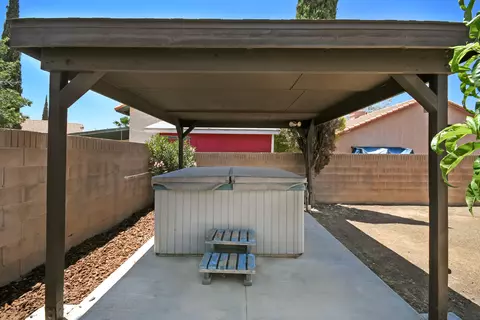 37427 37th St E, Palmdale, CA 93550 photo 16