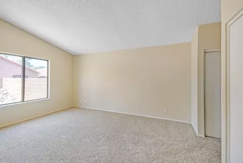 37427 37th St E, Palmdale, CA 93550 photo 7