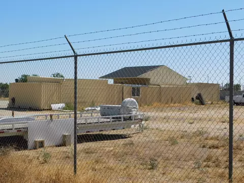 42556 8th St E, Lancaster, CA 93535 photo 31