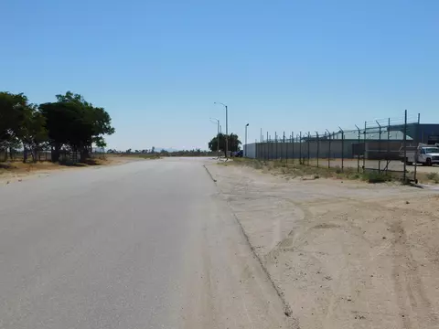 42556 8th St E, Lancaster, CA 93535 photo 29