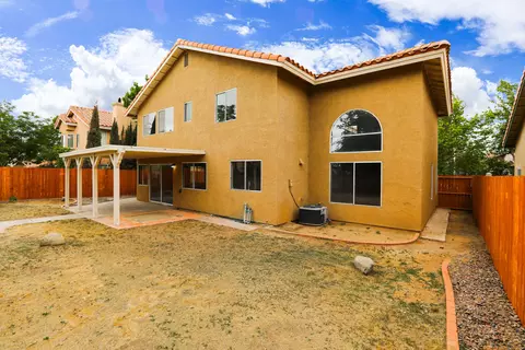649 Esther Dr, Lancaster, CA 93535 photo 39
