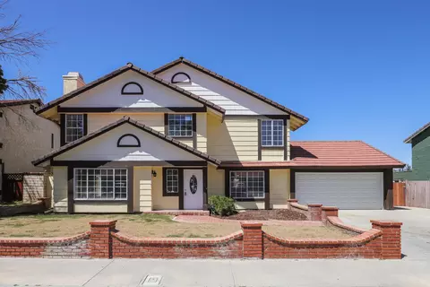 37618 Dixie Dr, Palmdale, CA 93550 photo 3