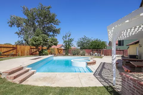 37618 Dixie Dr, Palmdale, CA 93550 photo 8