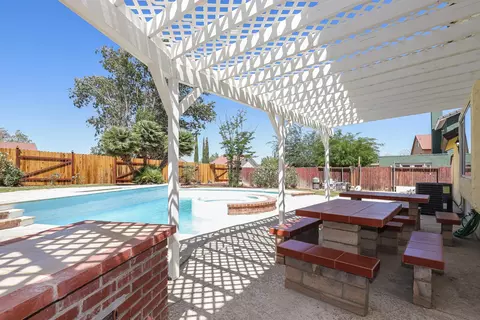 37618 Dixie Dr, Palmdale, CA 93550 photo 6