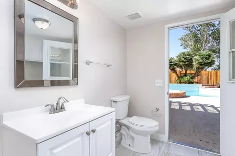 37618 Dixie Dr, Palmdale, CA 93550 photo 25