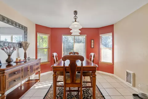 18121 Flare Dr, Tehachapi, CA 93561 photo 14