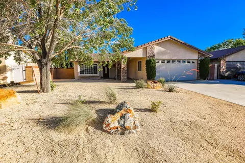 1840 Louise Ave, Lancaster, CA 93534 photo 1