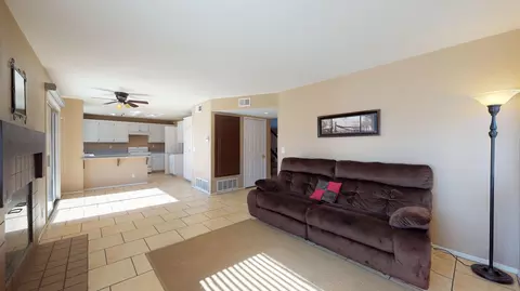36837 45th St E, Palmdale, CA 93552 photo 10