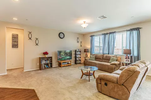 3422 Arrowhead Ct, Rosamond, CA 93560 photo 10