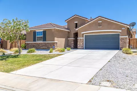 3422 Arrowhead Ct, Rosamond, CA 93560 photo 2