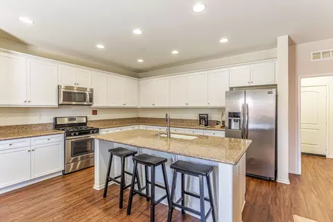 3422 Arrowhead Ct, Rosamond, CA 93560 photo 7