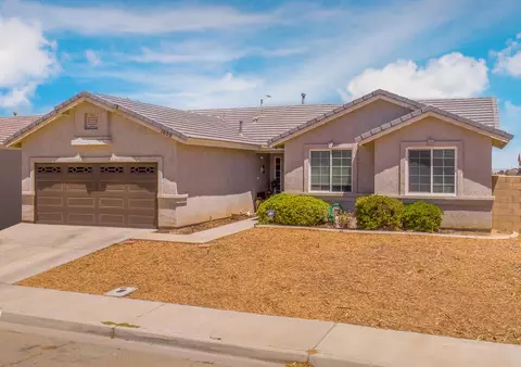 1659 Baring St, Lancaster, CA 93535 photo 1
