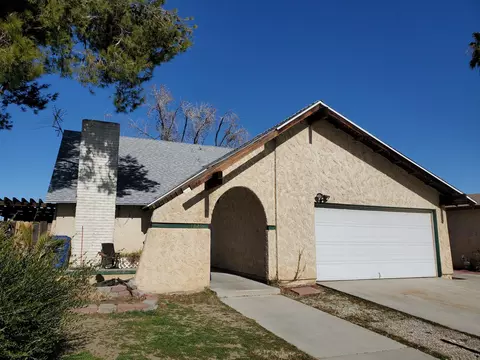 1229 Pondera St E, Lancaster, CA 93535 photo 1