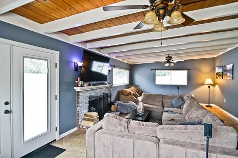 155 Hurst St E, Covina, CA 91722 photo 4