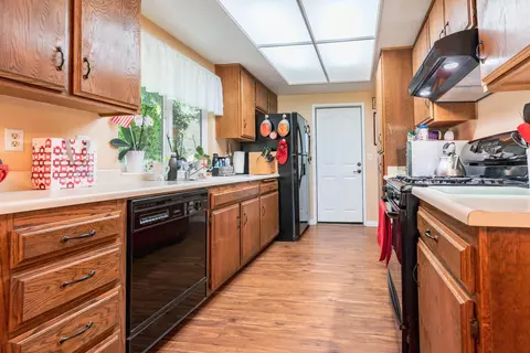 2306 Forry St, Lancaster, CA 93536 photo 9