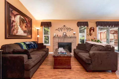 2306 Forry St, Lancaster, CA 93536 photo 7
