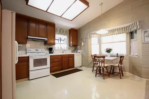 44015 Shad St, Lancaster, CA 93536 photo 6