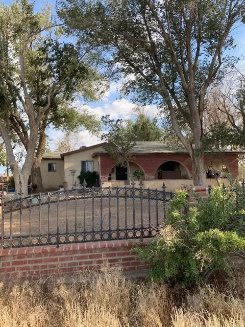 6358 E Avenue E, Lancaster, CA 93535 photo 1