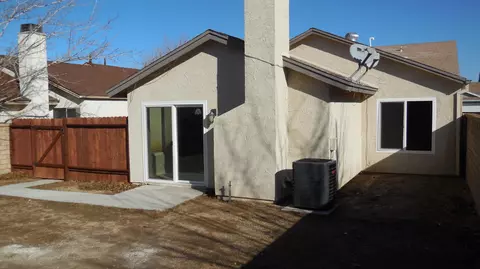 2634 Juniper Dr, Palmdale, CA 93550 photo 24