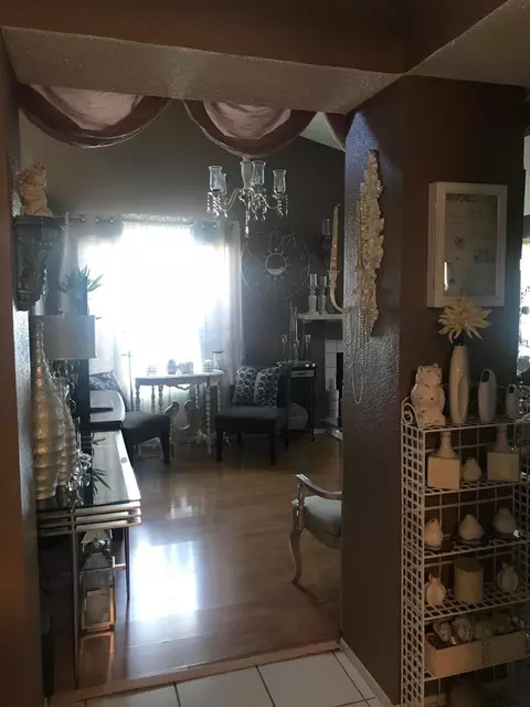 1833 Newgrove St E, Lancaster, CA 93535 photo 7