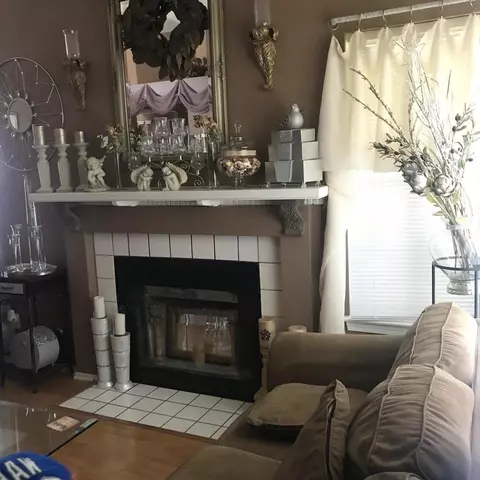1833 Newgrove St E, Lancaster, CA 93535 photo 6