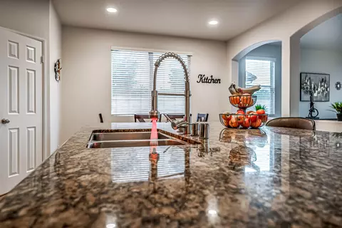 4659 Spice St, Lancaster, CA 93536 photo 12