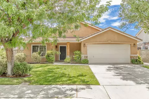 6314 Jonathon St, Lancaster, CA 93536 photo 2