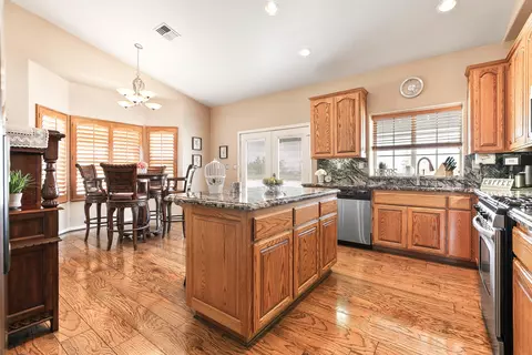 2400 Gibbs Ave, Mojave, CA 93501 photo 6