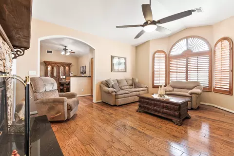 2400 Gibbs Ave, Mojave, CA 93501 photo 4