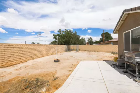 251 Baring St, Lancaster, CA 93535 photo 19