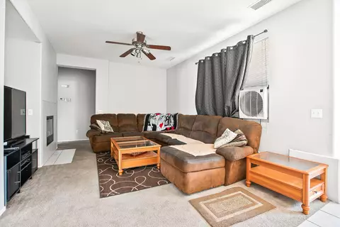 251 Baring St, Lancaster, CA 93535 photo 11
