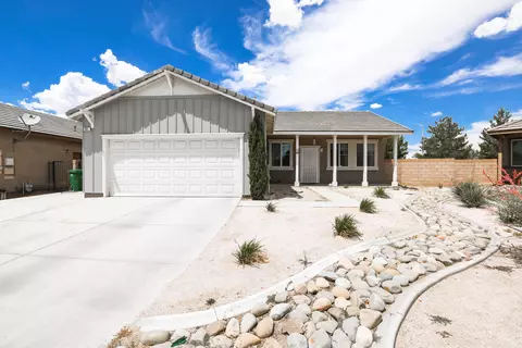 251 Baring St, Lancaster, CA 93535 photo 1